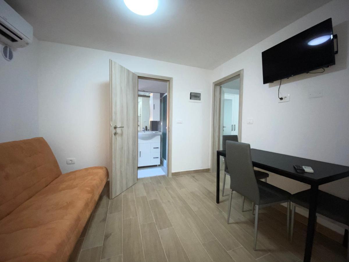 Apartments Lina Koper Exterior photo