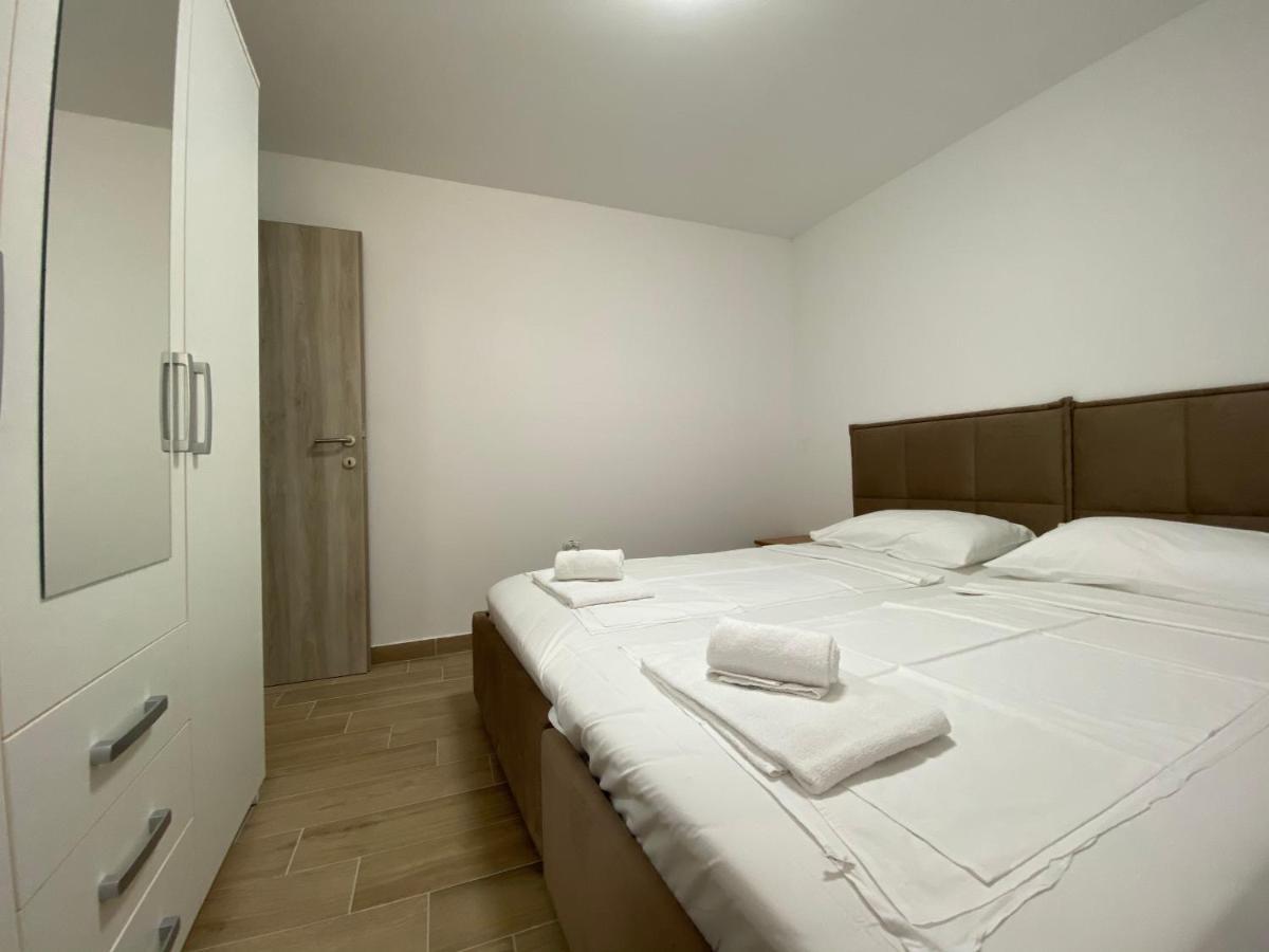 Apartments Lina Koper Exterior photo